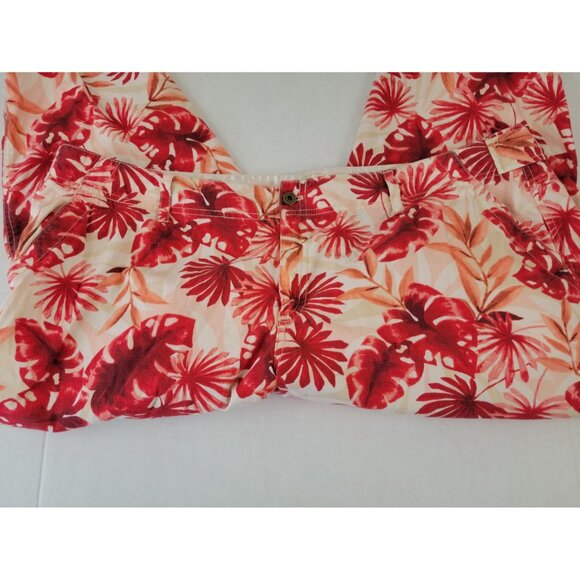Liz Claiborne Women Pants 24P Plus Petite Michaela Capri Red Floral FLO72XE - Picture 3 of 9